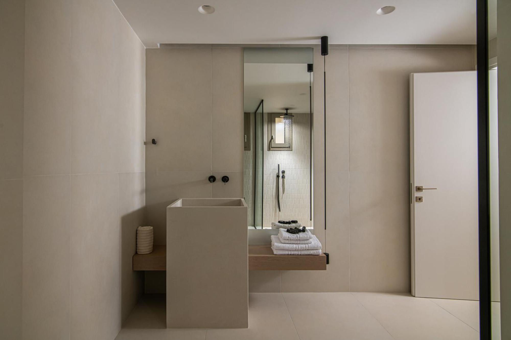 Beachfront Villa Edem Dedicated Beach Space - Heated Pool Agios Nikolaos  Exterior photo