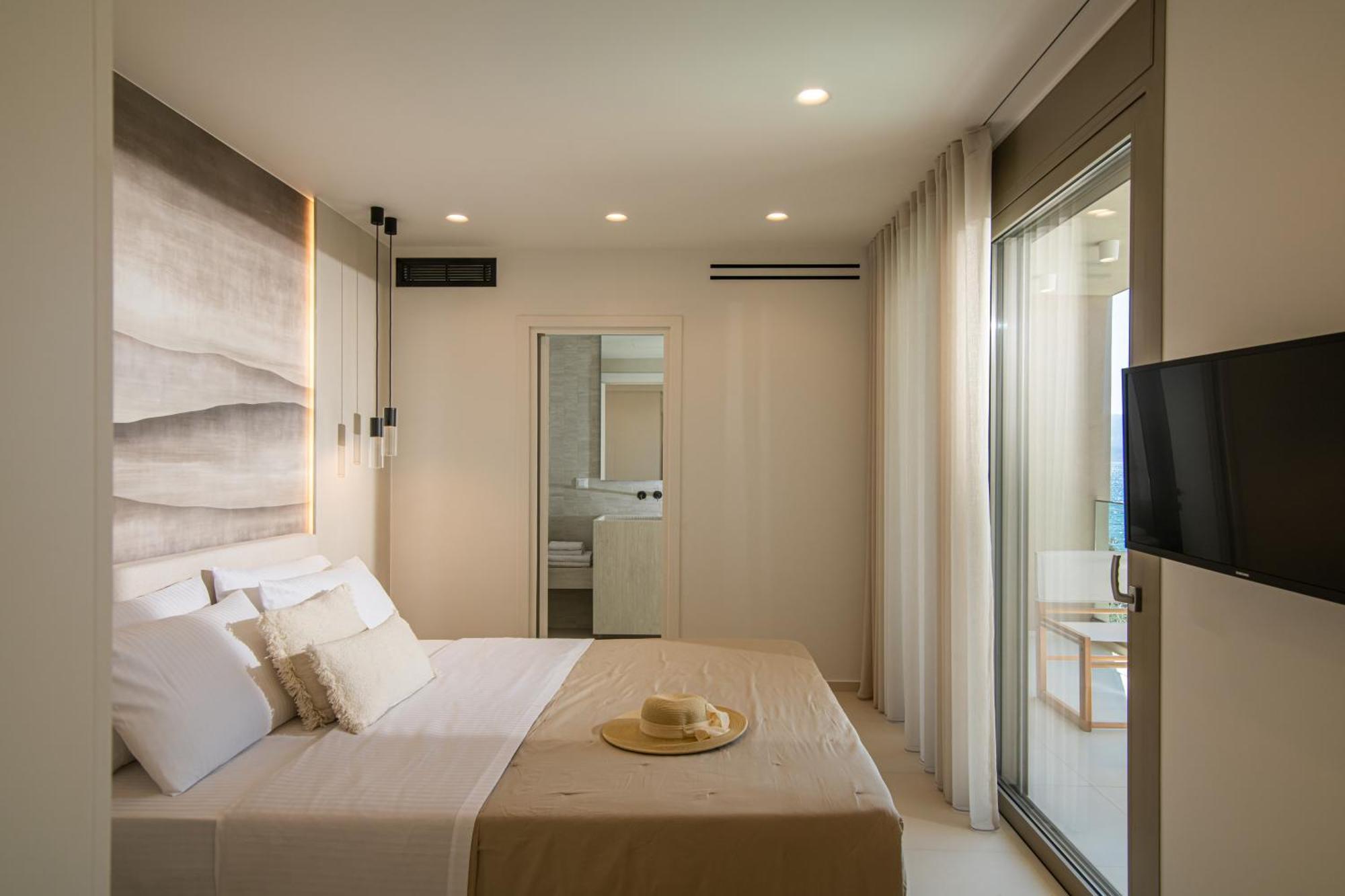 Beachfront Villa Edem Dedicated Beach Space - Heated Pool Agios Nikolaos  Exterior photo
