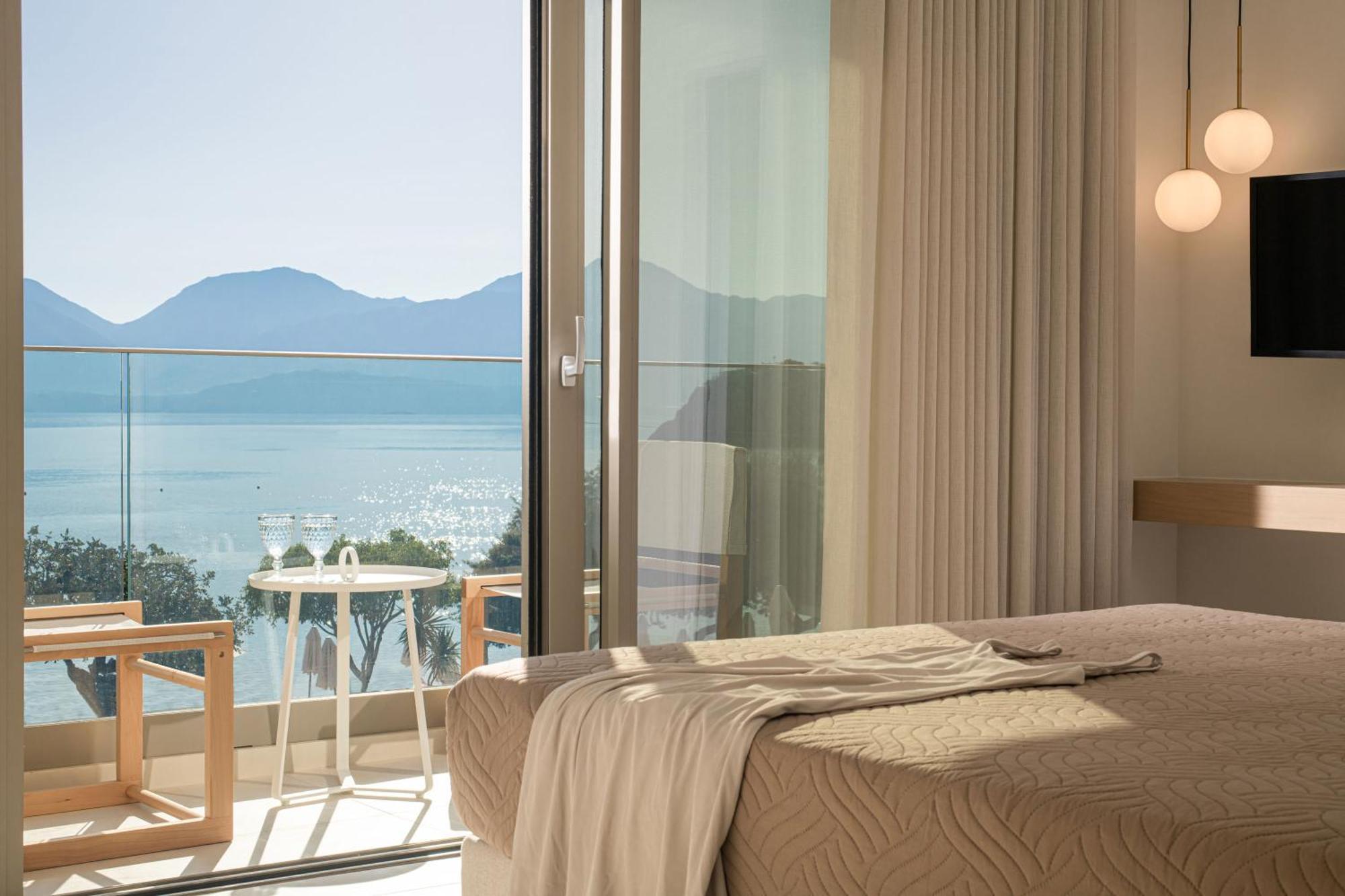 Beachfront Villa Edem Dedicated Beach Space - Heated Pool Agios Nikolaos  Exterior photo